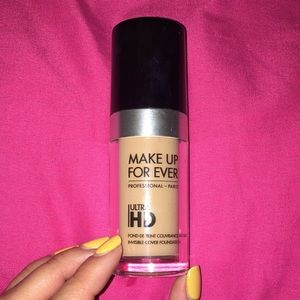 Make up forever ultra hd foundation shade Y355